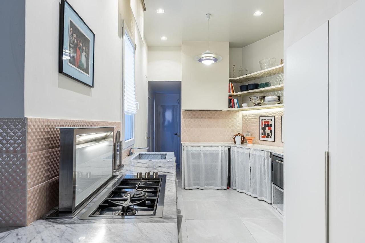 Bnbholder Blue Loft Center Apartment Madrid Luaran gambar